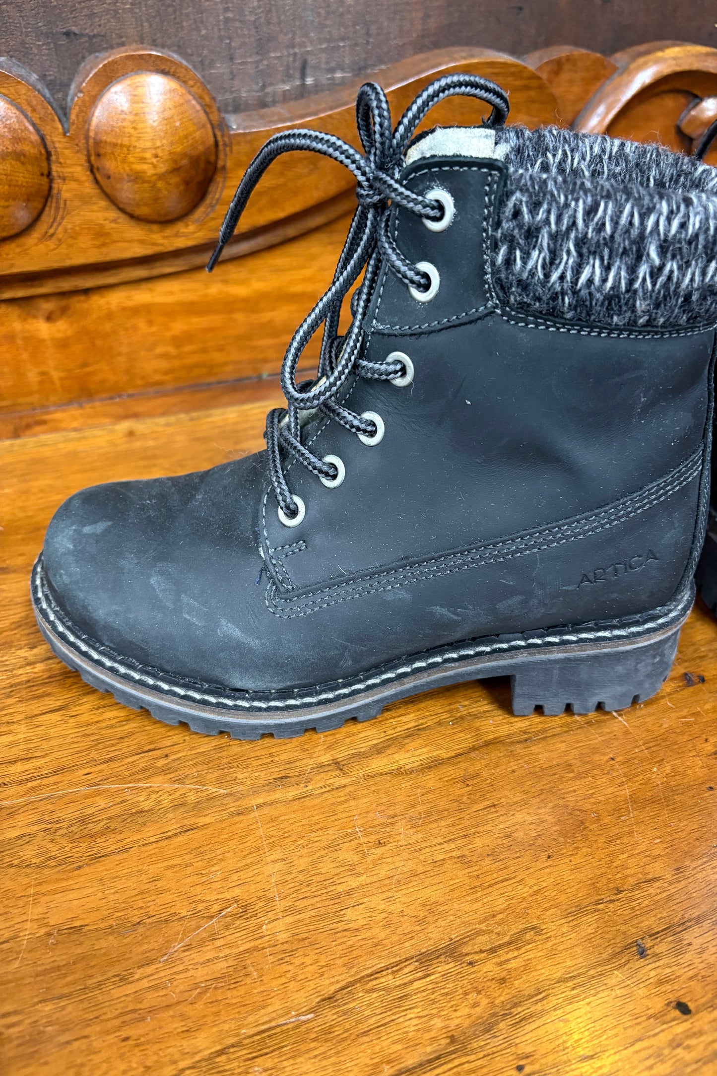 Artica Boots