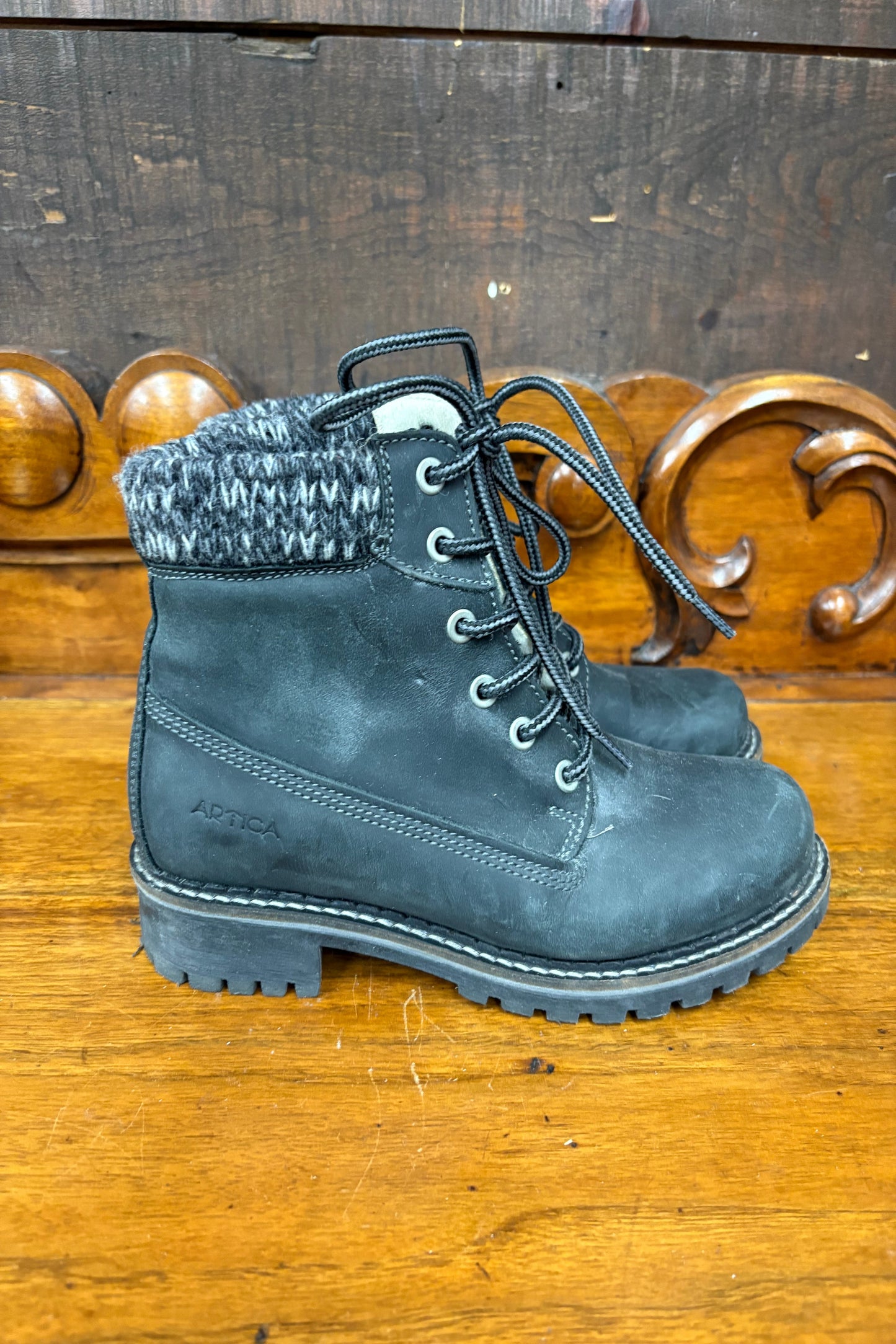 Artica Boots